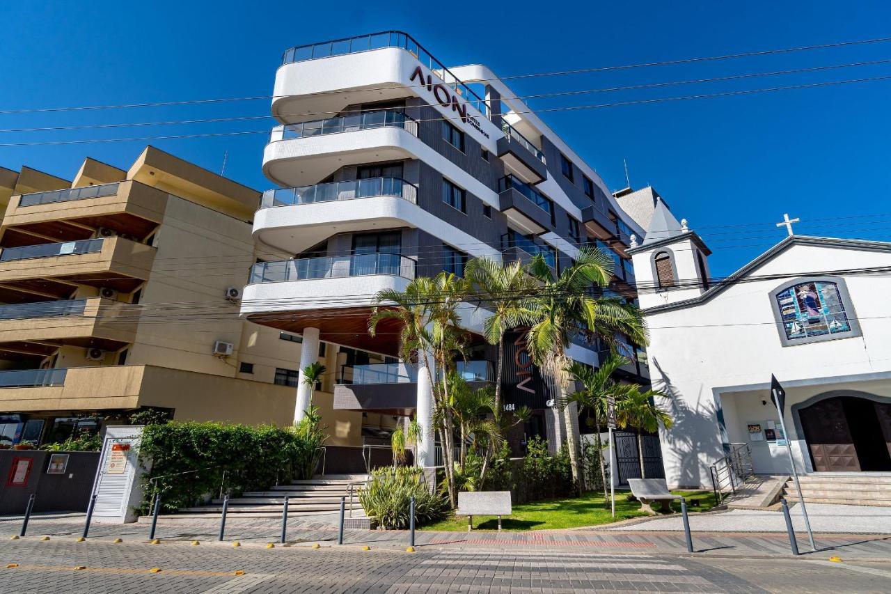 Confortavel Loft Com Vista Para O Mar - Condominio Com Piscina Bombinhas Ngoại thất bức ảnh